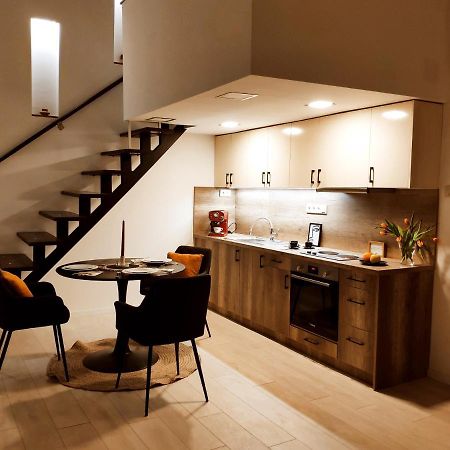 F27 Ferenc Apartment ブダペスト エクステリア 写真