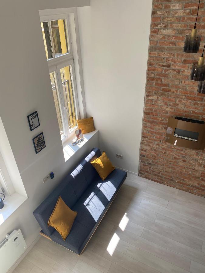 F27 Ferenc Apartment ブダペスト エクステリア 写真